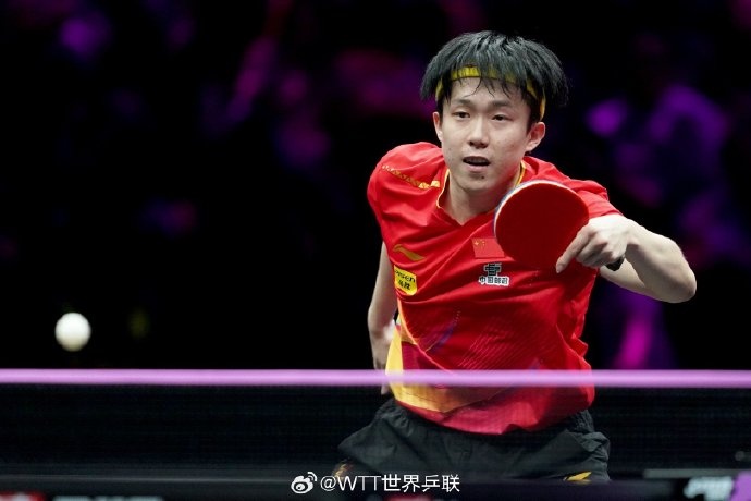 张本智和:现在的自己和王楚钦打有点难,希望下次能多扛几板 张本智和:现在的自己和王楚钦打有点难,希望下次能多扛几板