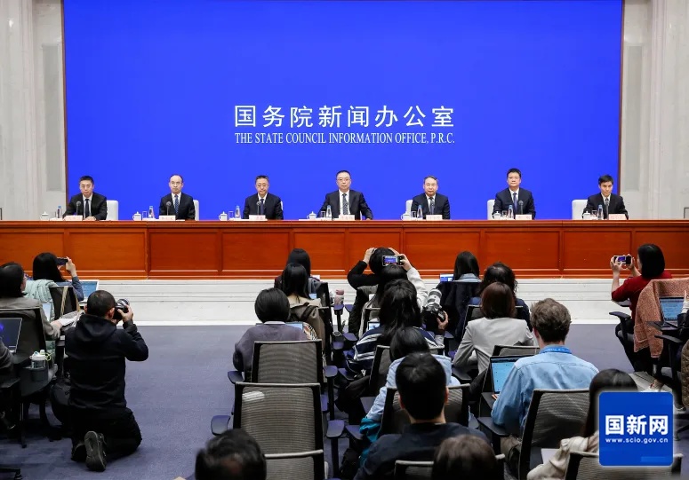 针对“加班文化”，国家最新明确！还有这些重要信息→