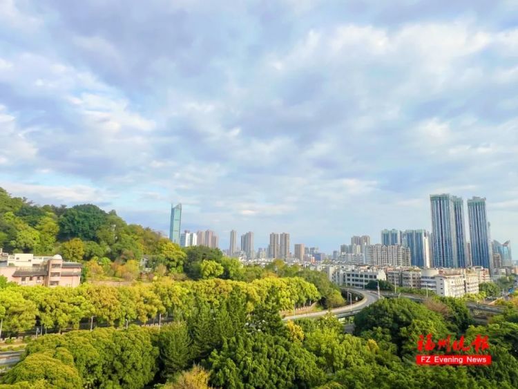 紧急救援!事发马尾一网红打卡地,一女子独自登山被困 紧急救援!事发马尾一网红打卡地,一女子独自登山被困