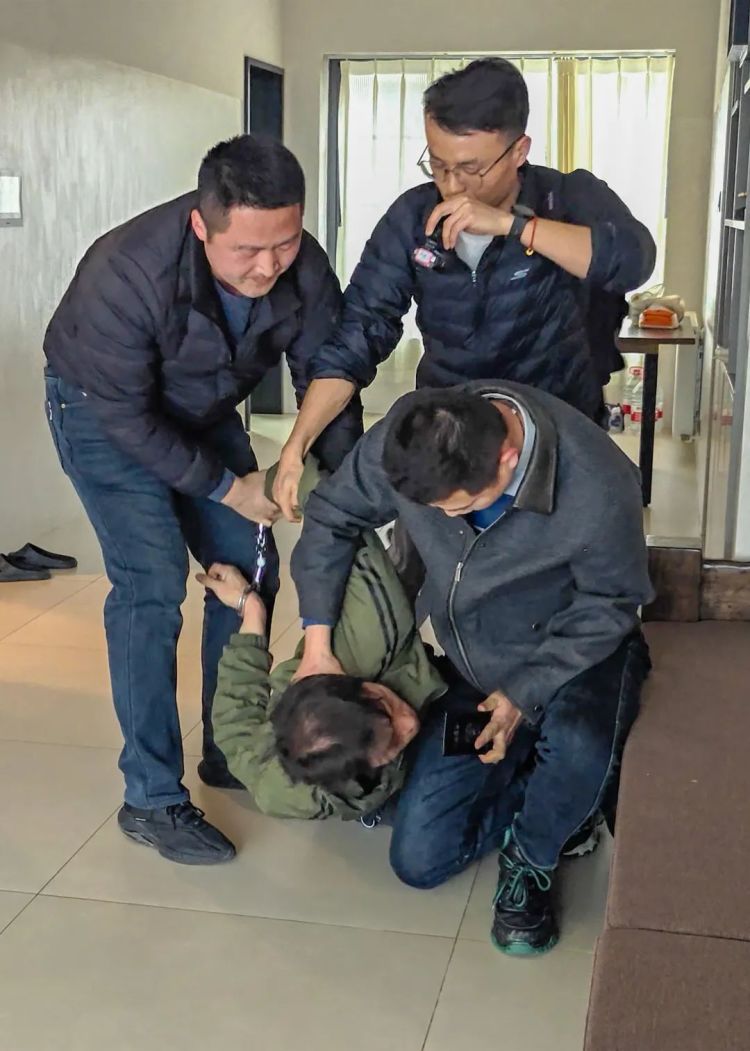 一名中年女性被害！命案犯罪嫌疑人黄某某15年后落网