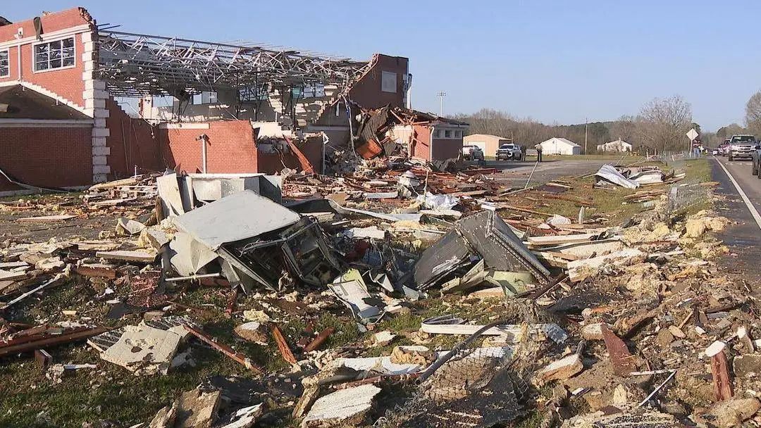 超强风暴袭击美国，造成至少40人死亡