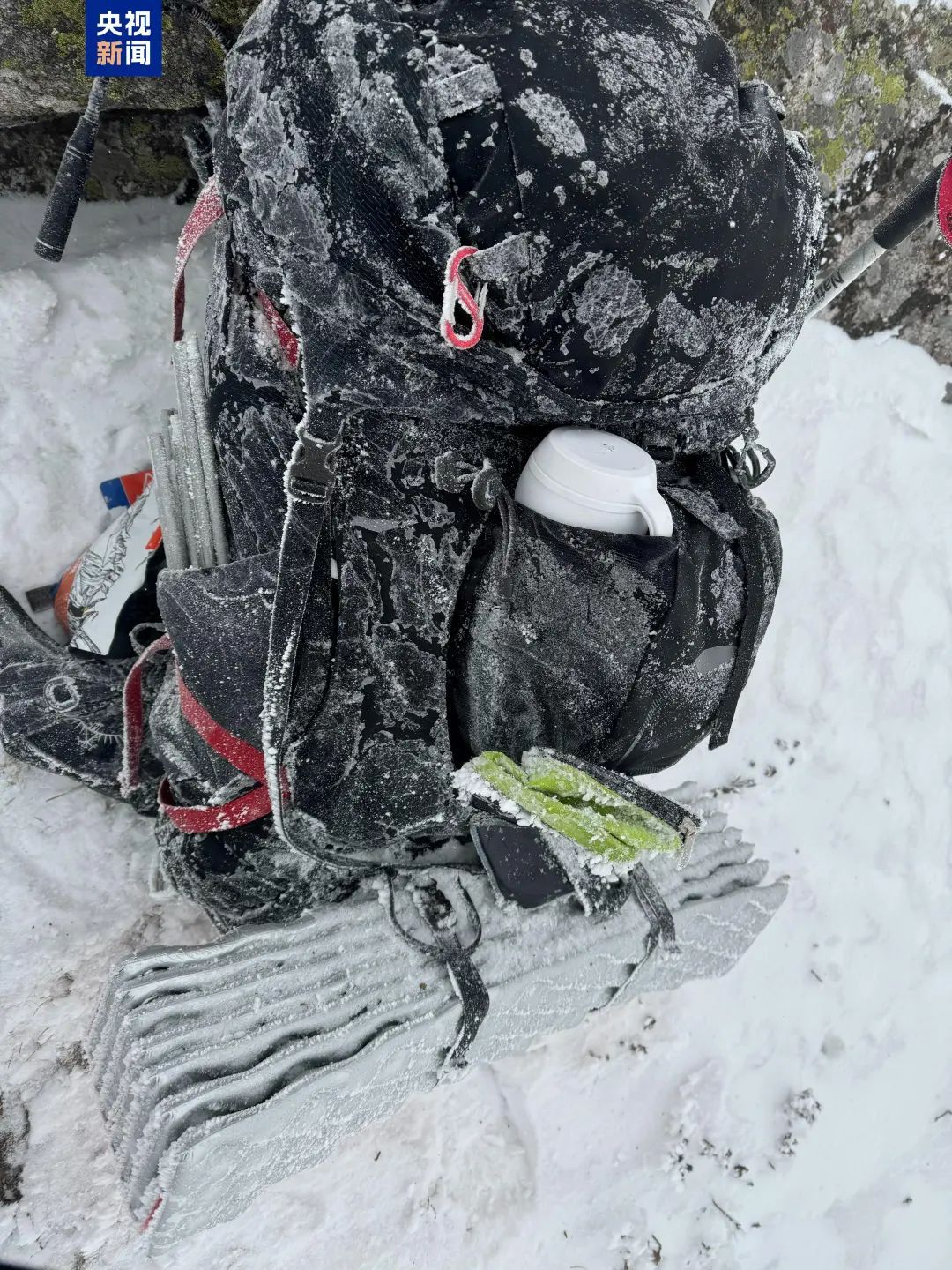 18岁非法穿越“鳌太线”小伙接受处罚!此前付费8万获救 18岁非法穿越“鳌太线”小伙接受处罚!此前付费8万获救