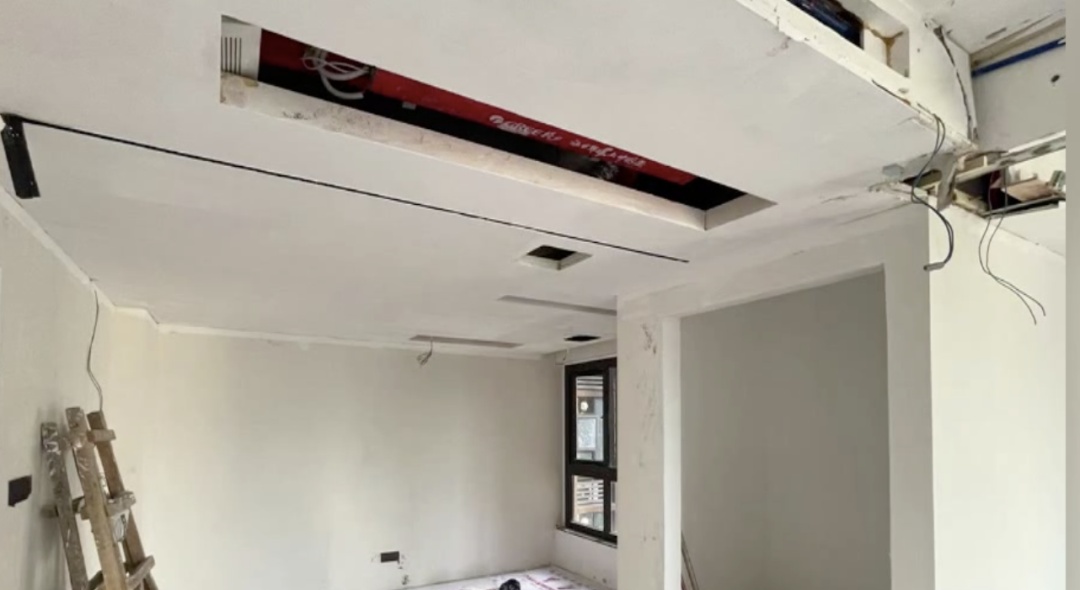 最新！佛山“黑金风格装修”已拆除，小区业主：都安心了