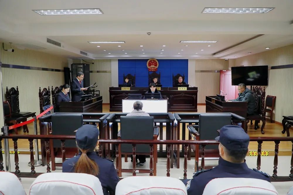 女子为摆脱情人多次投毒：“只想给他一个教训”