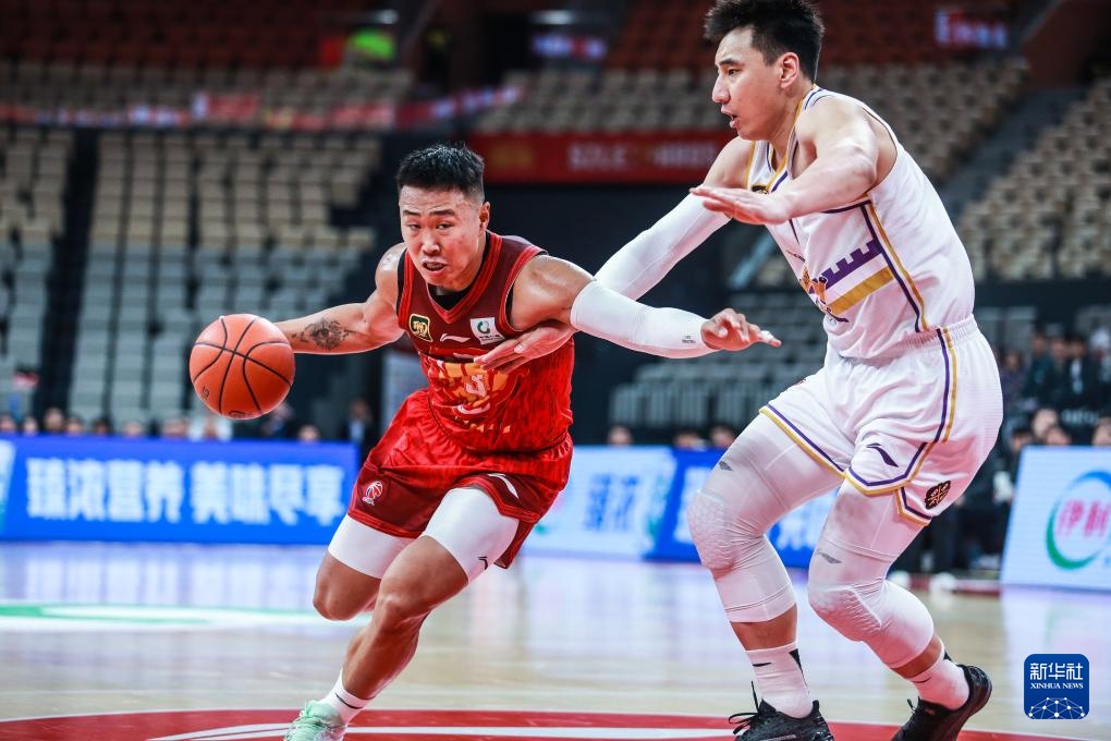 CBA常规赛：深圳马可波罗胜北京控股