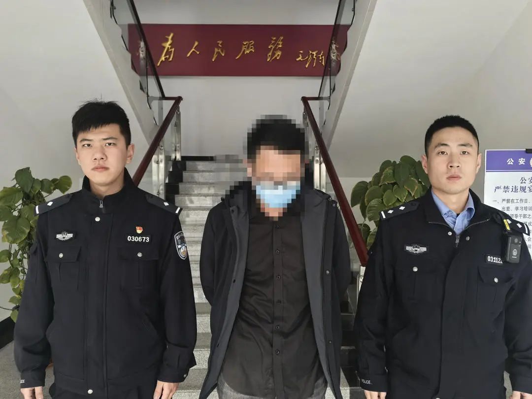 违章被抓拍后,男子用弹弓击毁摄像头!后果严重了 违章被抓拍后,男子用弹弓击毁摄像头!后果严重了