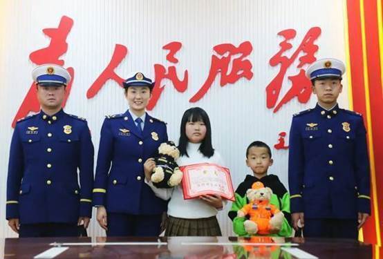 这届“小孩哥”“小孩姐”有点太强了！一起来夸夸这些可爱的孩子们