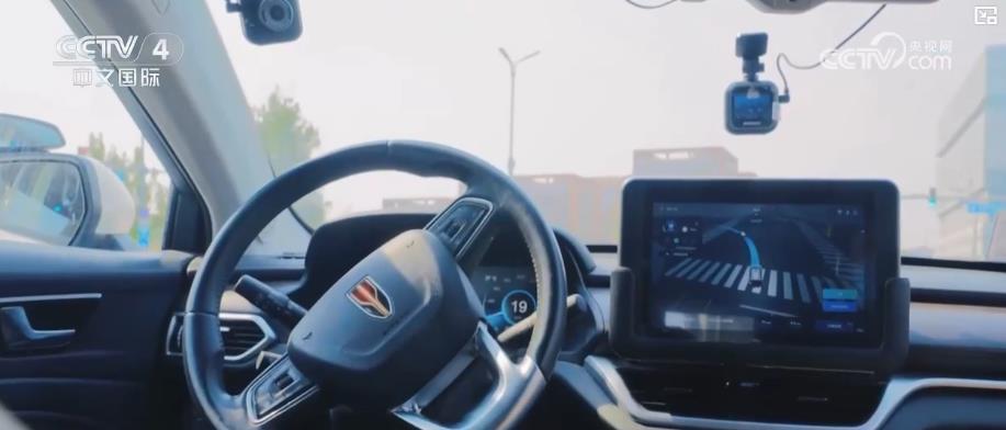 自动驾驶汽车驶入新场景 商业化运营加速推进 自动驾驶汽车驶入新场景 商业化运营加速推进