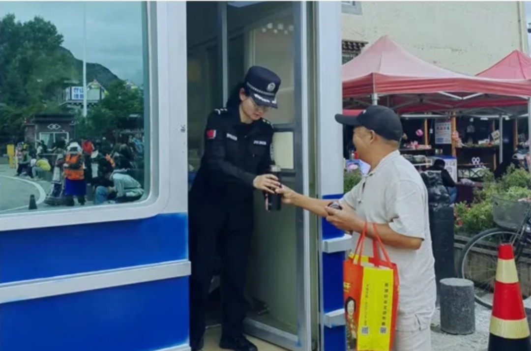 这可能是离“天空”最近的警务室