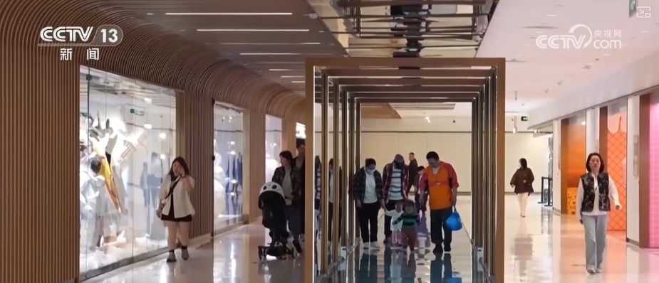 “首发+”碰撞“新”火花释放无限可能 助推消费新空间加速“进化” “首发+”碰撞“新”火花释放无限可能 助推消费新空间加速“进化”