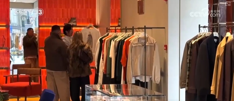 “首发+”碰撞“新”火花释放无限可能 助推消费新空间加速“进化” “首发+”碰撞“新”火花释放无限可能 助推消费新空间加速“进化”