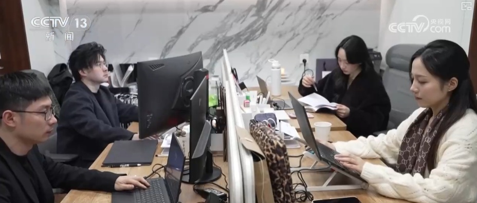 “首发+”碰撞“新”火花释放无限可能 助推消费新空间加速“进化” “首发+”碰撞“新”火花释放无限可能 助推消费新空间加速“进化”