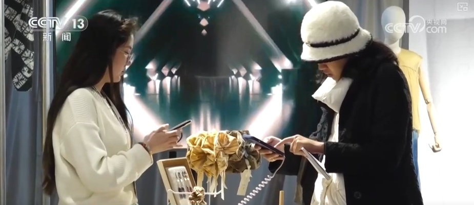 “首发+”碰撞“新”火花释放无限可能 助推消费新空间加速“进化” “首发+”碰撞“新”火花释放无限可能 助推消费新空间加速“进化”