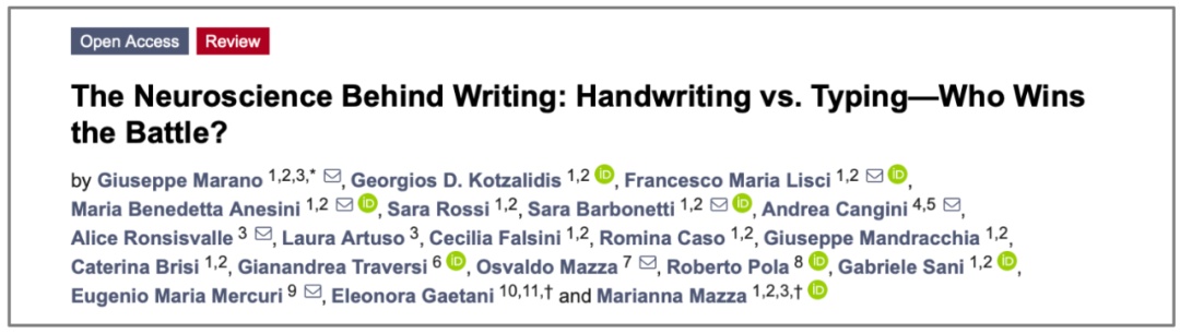 长期不写字的人大脑正在退化！拿笔写字比手机打字强在哪？