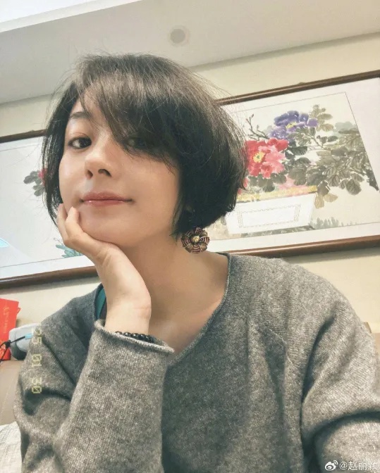 赵丽颖本人否认接受媒体采访：假新闻