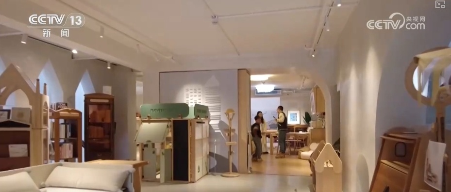 “首发+”碰撞“新”火花释放无限可能 助推消费新空间加速“进化” “首发+”碰撞“新”火花释放无限可能 助推消费新空间加速“进化”