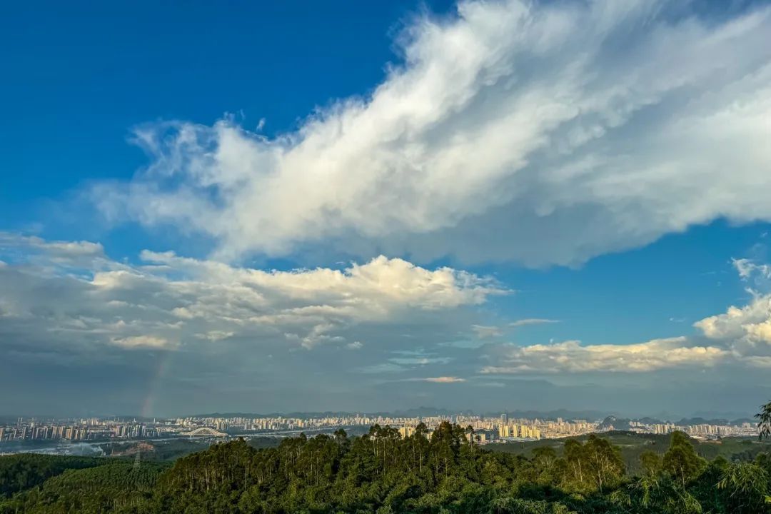 还有新冷空气！柳州升温后，又迎雷暴大风+冰雹等强对流天气