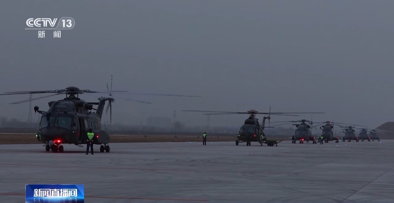 新飞行员开展跨昼夜飞行训练 锤炼全天候作战能力