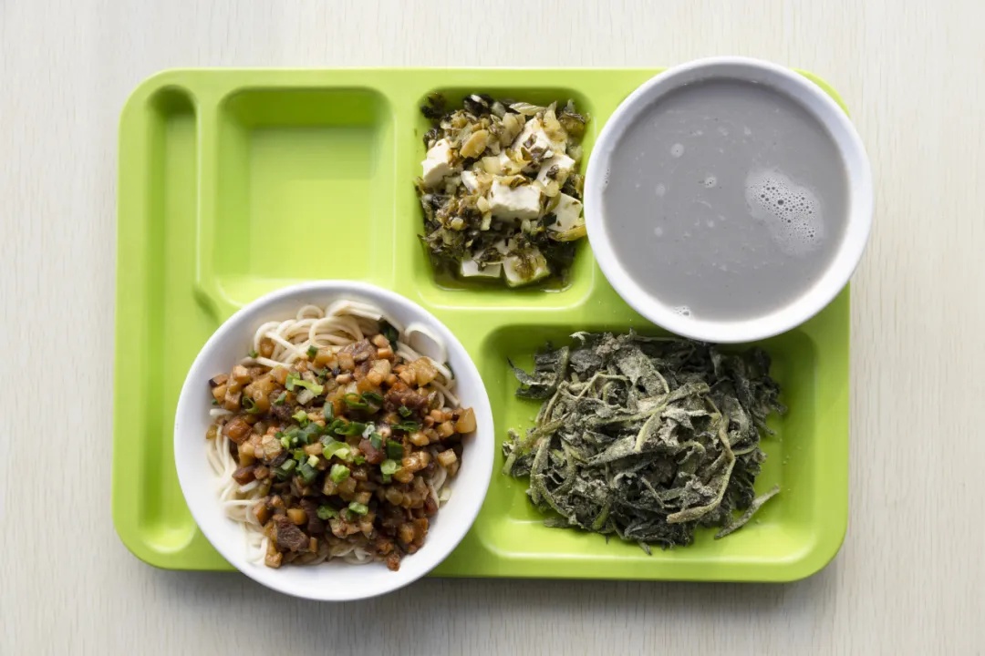听劝！高校复刻“国家版减肥餐”