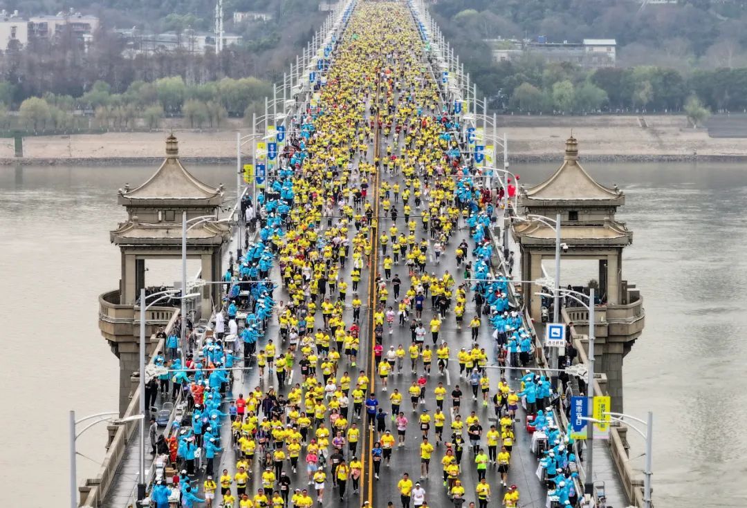 猛降21℃!寒潮即将赶到武汉 猛降21℃!寒潮即将赶到武汉