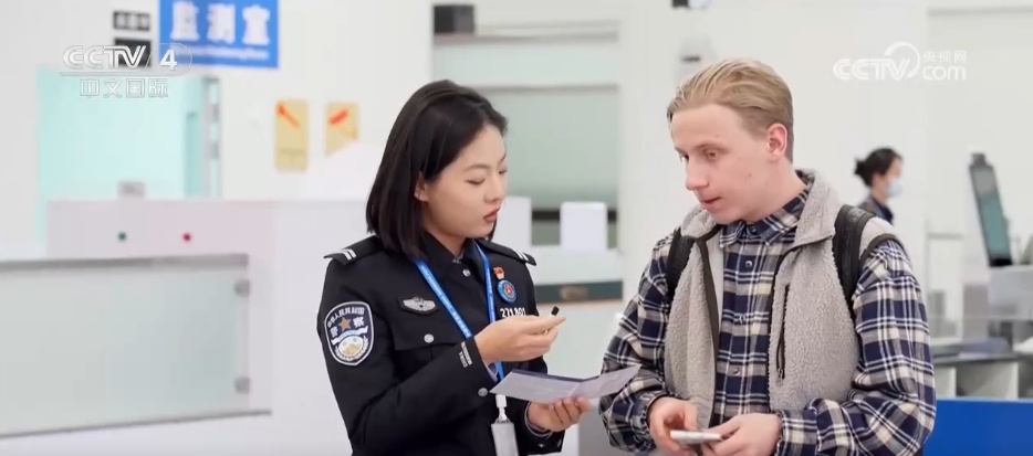 鲜花争艳催热“美丽经济” 多地赏花游带动“春日经济”欣欣向荣 鲜花争艳催热“美丽经济” 多地赏花游带动“春日经济”欣欣向荣
