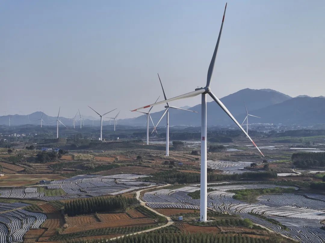 “聪明”的黑灯工厂，造高端的大国重器