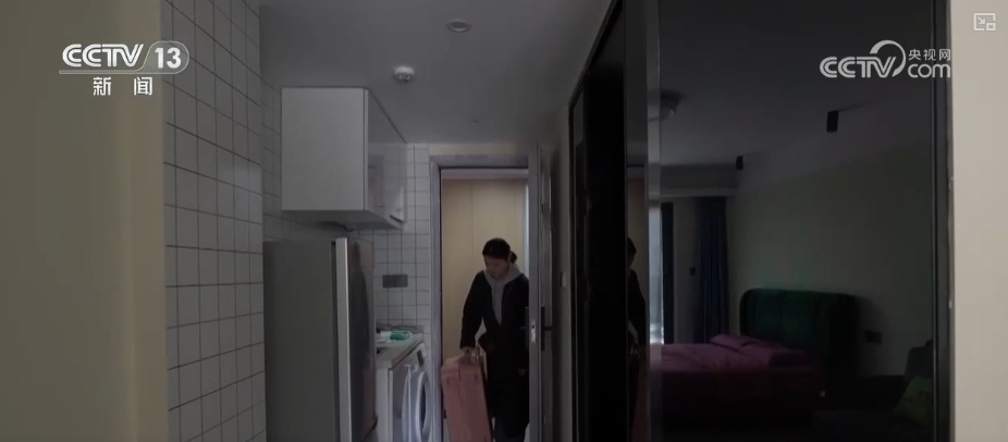 “精准匹配+AI政策解答+免费住宿” 贴心服务“护航”高校毕业生更好就业