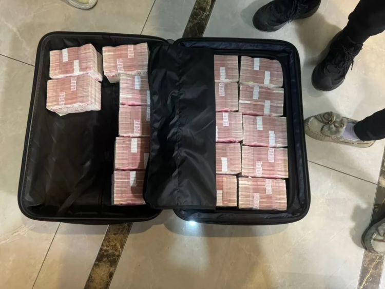 “女士取170万元，装修房子！”银行报警 民警及时止损