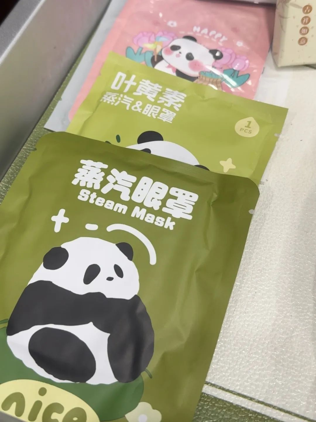 巴适！坐上“熊猫列车”上成都看熊猫去