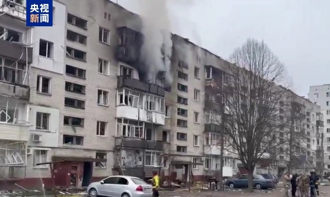 乌克兰苏梅州遭袭 28人受伤 乌克兰苏梅州遭袭 28人受伤