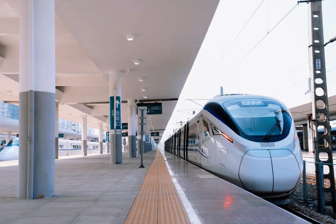 最高享6.2折优惠!长沙铁路新增11种新型票制产品→ 最高享6.2折优惠!长沙铁路新增11种新型票制产品→