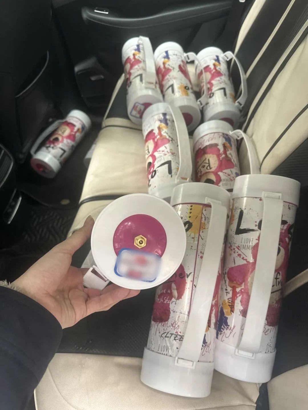 警惕!严重可致瘫甚至致死!见到这种瓶子请立即报警 警惕!严重可致瘫甚至致死!见到这种瓶子请立即报警