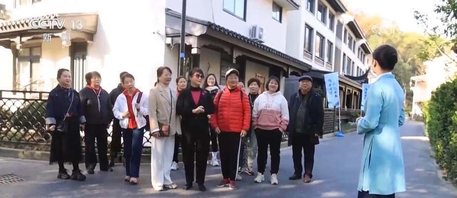 银发经济活力迸发 以多元新场景服务“新市民”开辟更多增量市场