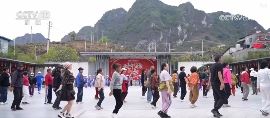 银发经济活力迸发 以多元新场景服务“新市民”开辟更多增量市场