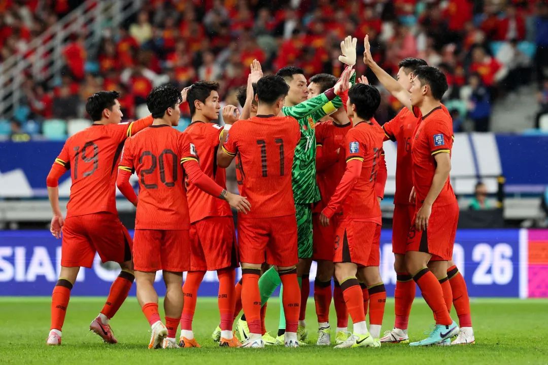 中澳之战大名单公布,一起为国足加油! 中澳之战大名单公布,一起为国足加油!