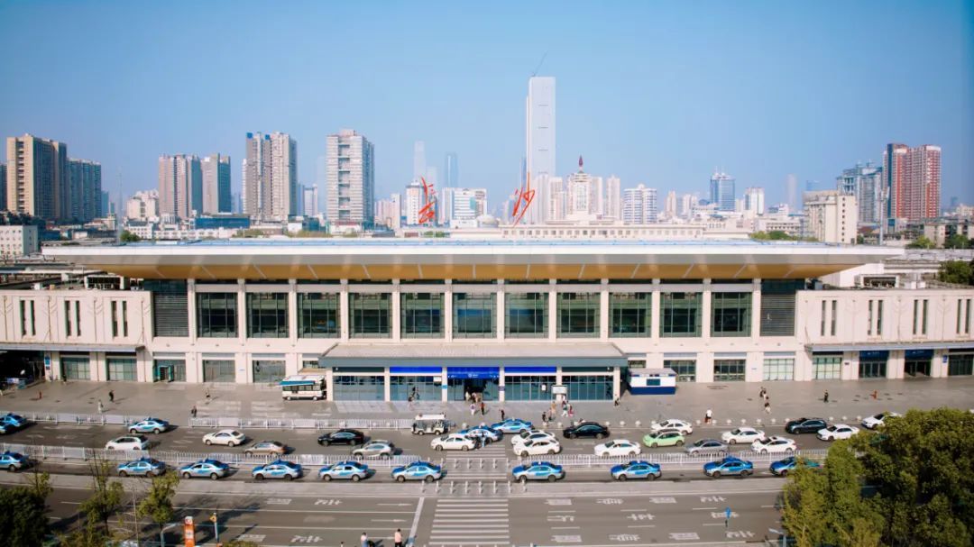 最高享6.2折优惠!长沙铁路新增11种新型票制产品→ 最高享6.2折优惠!长沙铁路新增11种新型票制产品→