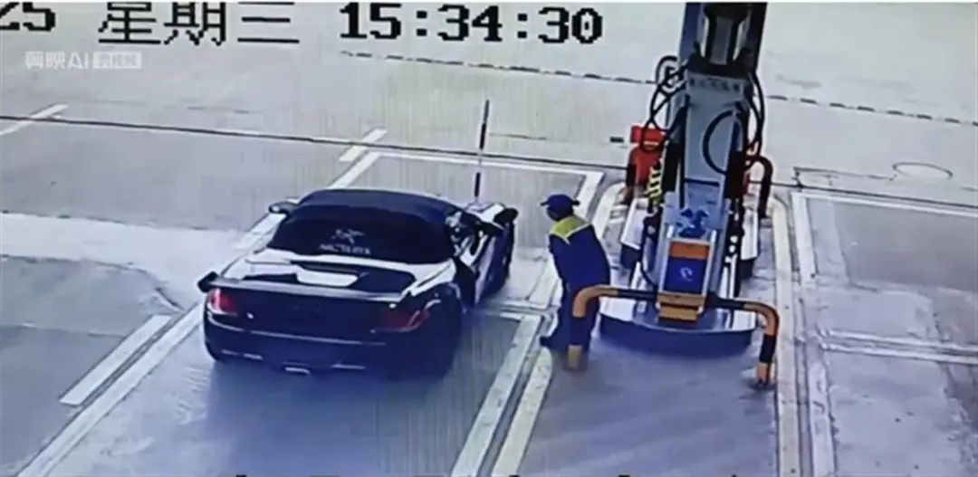男子开百万保时捷加油后逃单,拘留8日! 男子开百万保时捷加油后逃单,拘留8日!