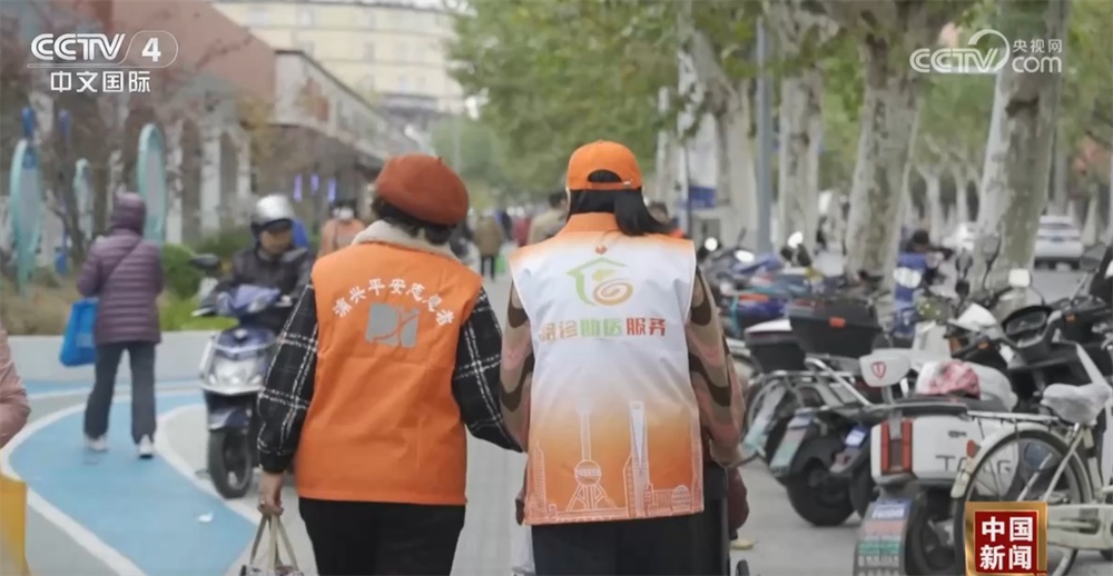 “银发经济”由“银”转“金”催生新机遇 陪诊服务“方兴未艾”成亮点