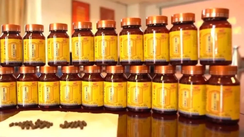 老人领免费鸡蛋后竟遭到起诉?这些骗局专坑老年人! 老人领免费鸡蛋后竟遭到起诉?这些骗局专坑老年人!