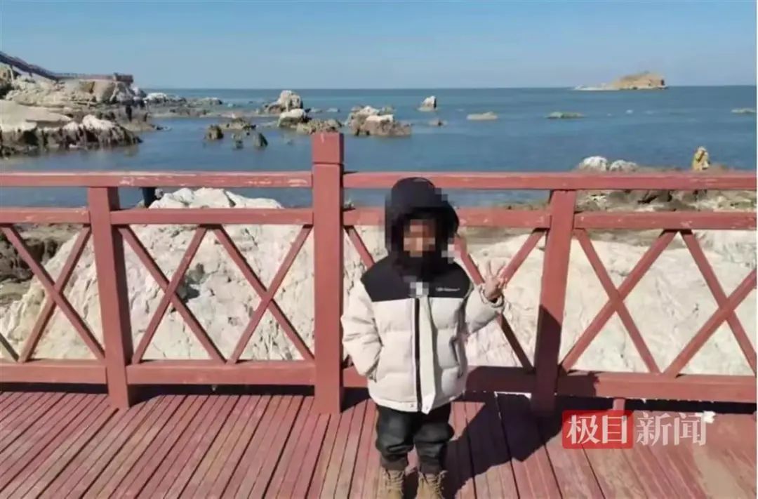 “白天不写字、晚上不睡都被打”!5岁男童被殴打致死案未当庭宣判 “白天不写字、晚上不睡都被打”!5岁男童被殴打致死案未当庭宣判