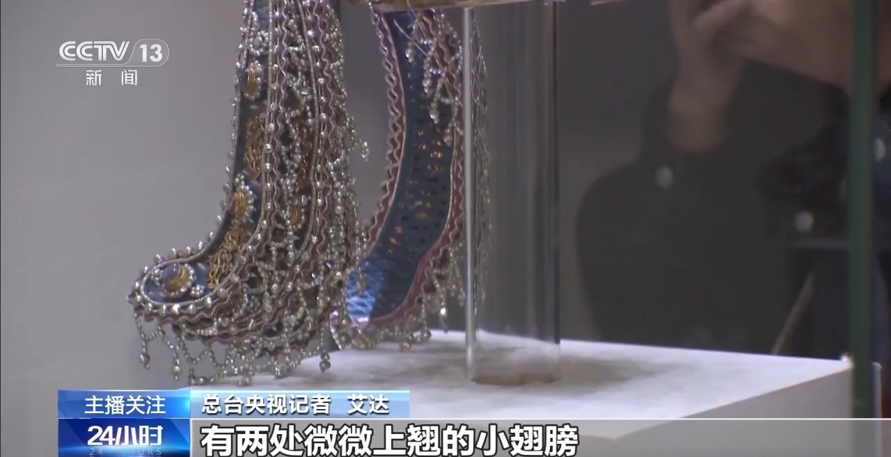 8个月卖出100万件！一起了解这个文创销“冠”