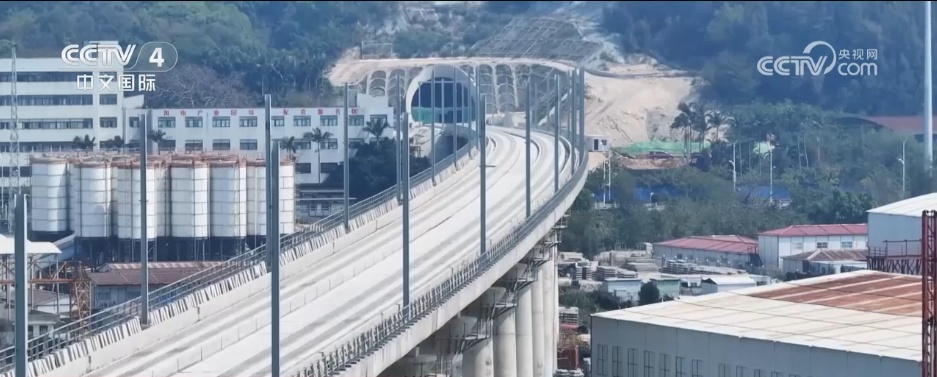 “蛟龙”深潜、“沧渊”下线 多个重大工程捷报频传 展现中国制造“硬核”实力