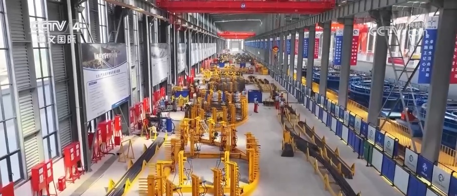 “蛟龙”深潜、“沧渊”下线 多个重大工程捷报频传 展现中国制造“硬核”实力