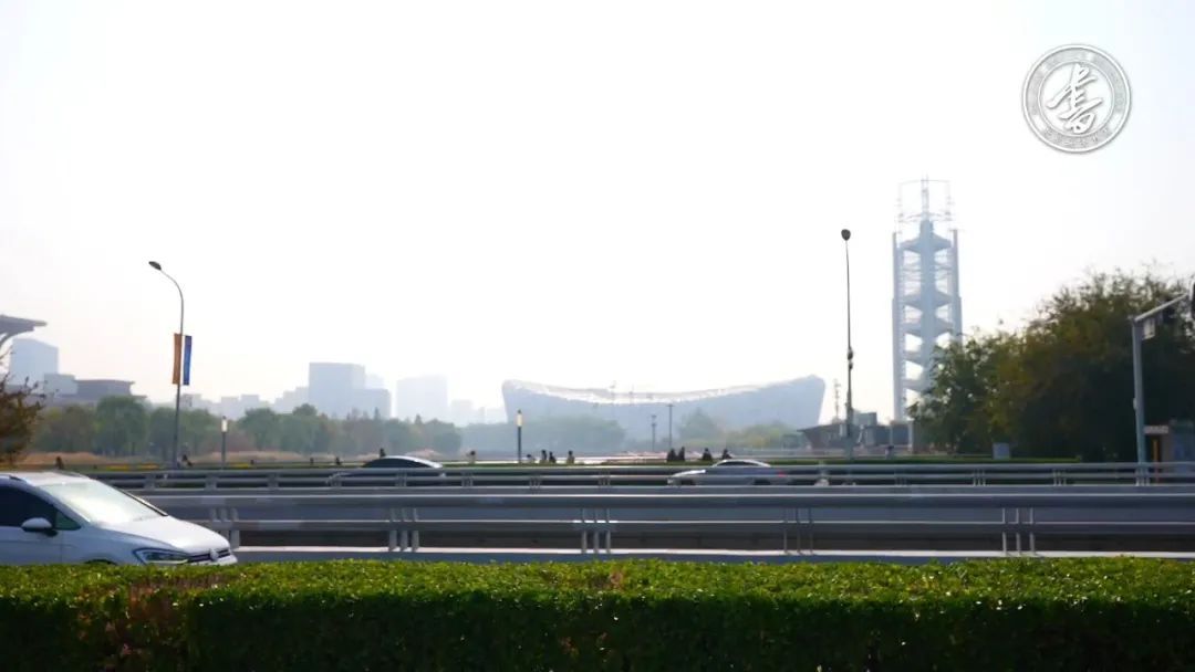 国图书店，解锁“空中花园”里的阅读自由 | 一周一荐