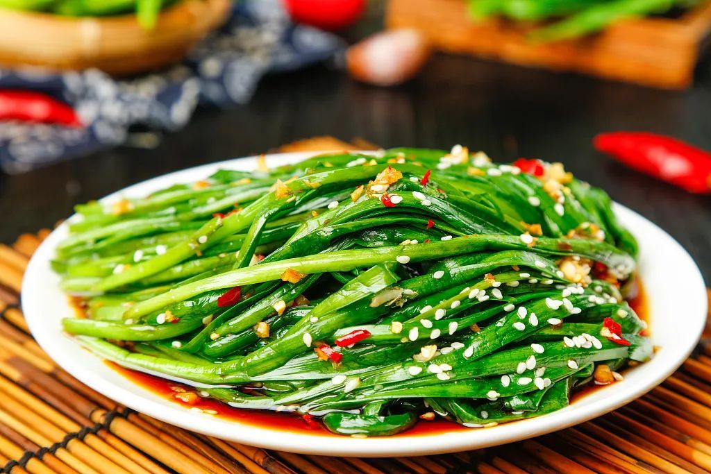 “早春韭菜一束金”！春天，真的建议你多吃韭菜！