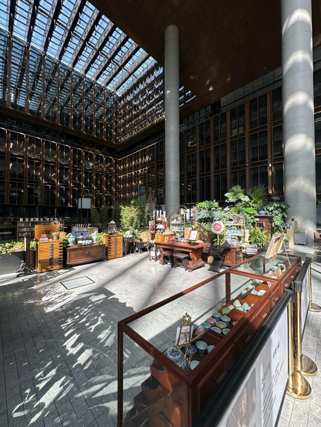 国图书店，解锁“空中花园”里的阅读自由 | 一周一荐