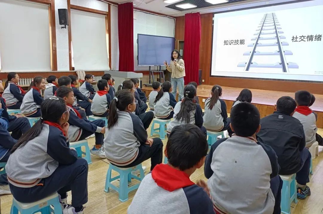 “快乐阅读直通车”开进石景山学校，助力学生时间管理
