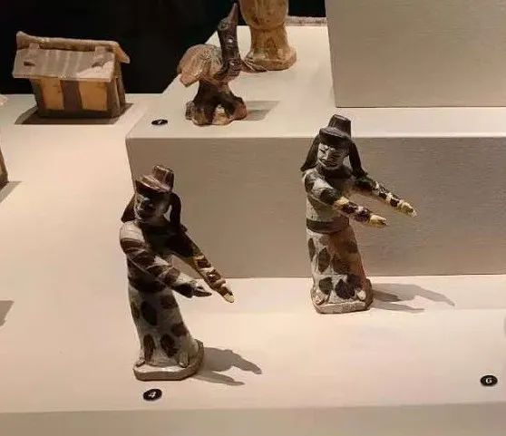 “显眼包”集合!网友:“老祖宗的幽默感好超前啊” “显眼包”集合!网友:“老祖宗的幽默感好超前啊”