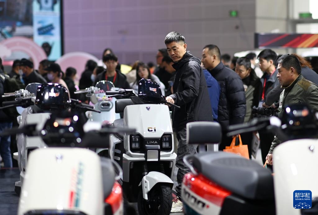 第二十三届中国北方国际自行车电动车展开幕
