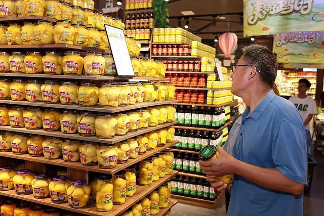 食品过期一两天，还能吃吗？这一种情况劝你扔掉！